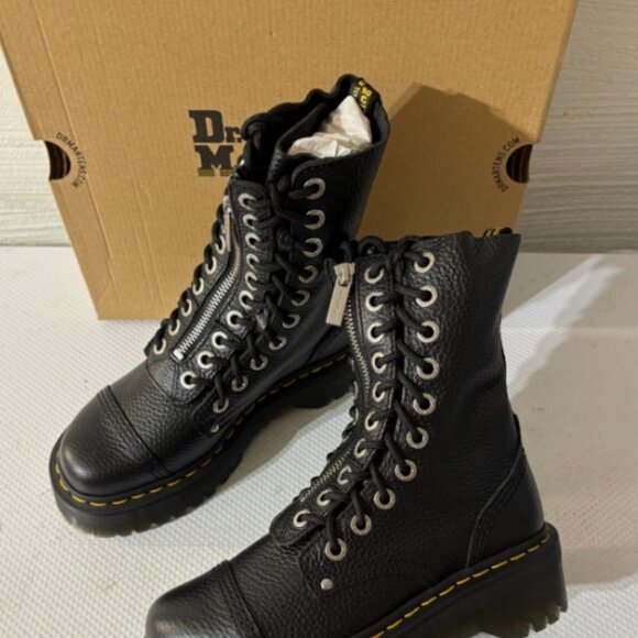 DR. MARTENS SINCLAIR HI MAX MILLED NAPPA LEATHER PLATFORM MSRP$290 Most Beloved